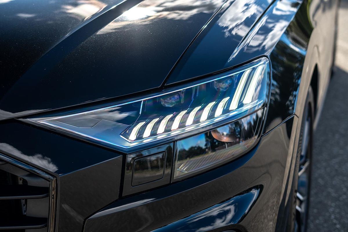 2023 Audi SQ8 TFSI F1