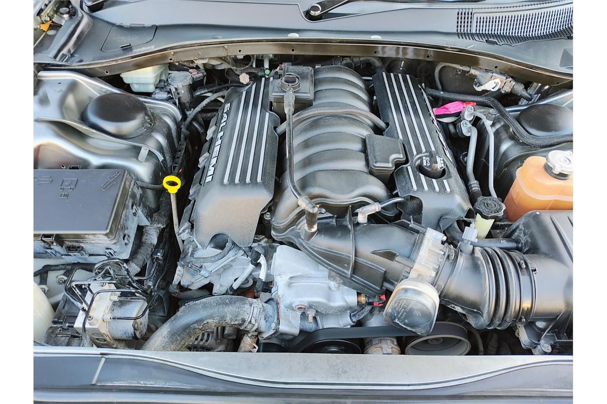 2012 Chrysler 300 SRT-8 LX