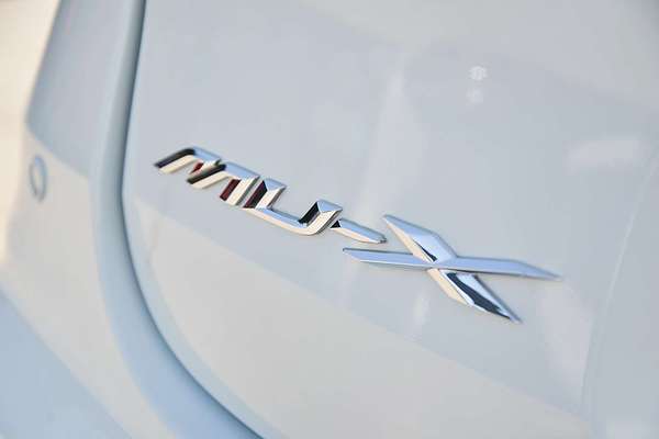 2022 Isuzu MU-X LS-U