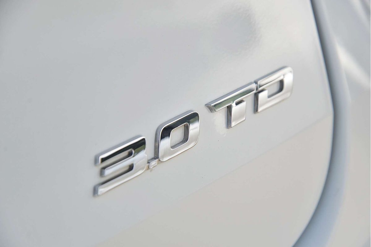 2022 Isuzu MU-X LS-U