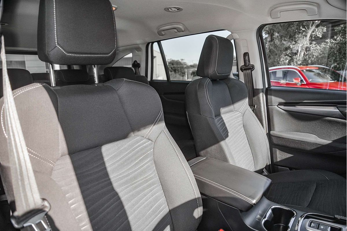 2022 Isuzu MU-X LS-U