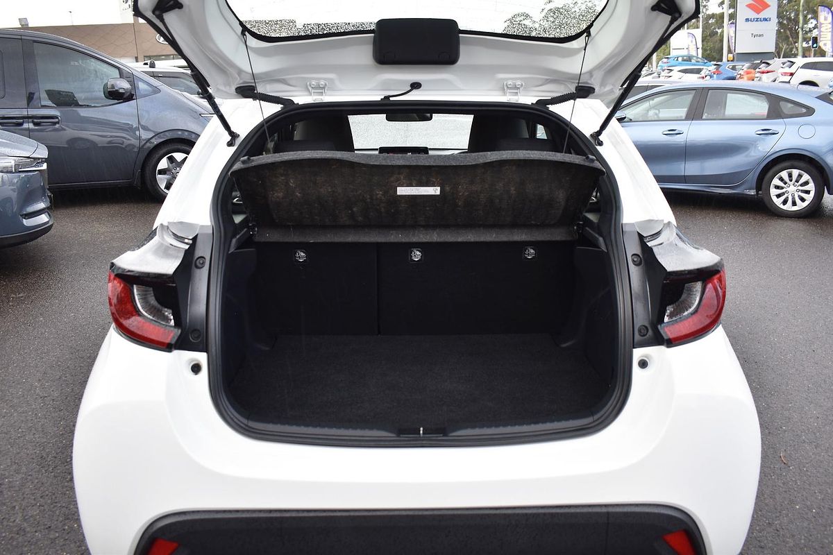 2022 Toyota Yaris Ascent Sport MXPA10R
