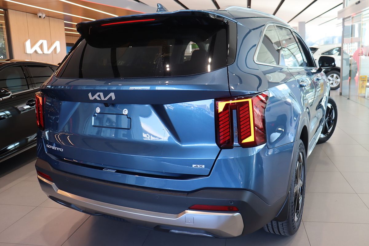 2025 Kia Sorento Sport+ MQ4 PE