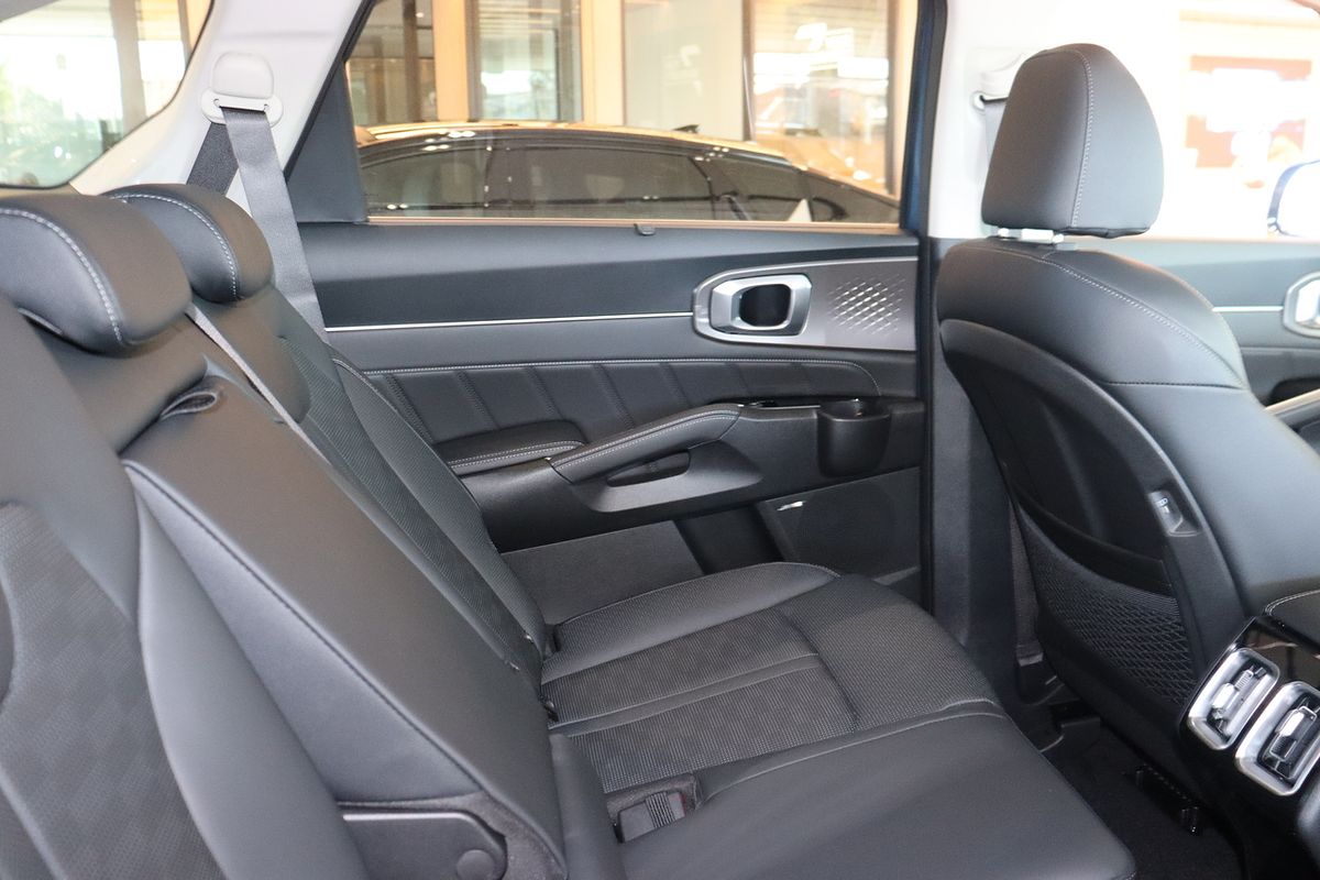 2025 Kia Sorento Sport+ MQ4 PE