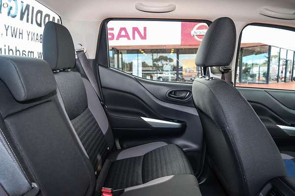 2025 Nissan Navara SL D23 4X4