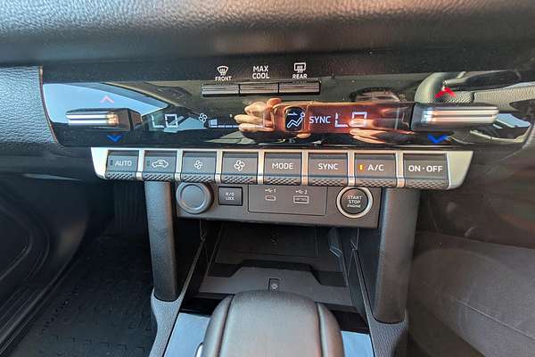 2024 Mitsubishi Triton GLS MV 4X4