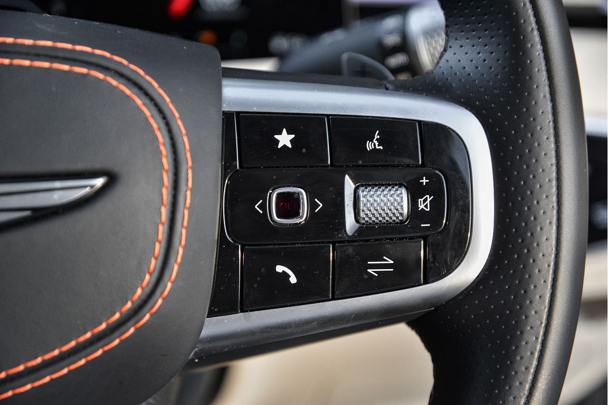 2025 Genesis Genesis