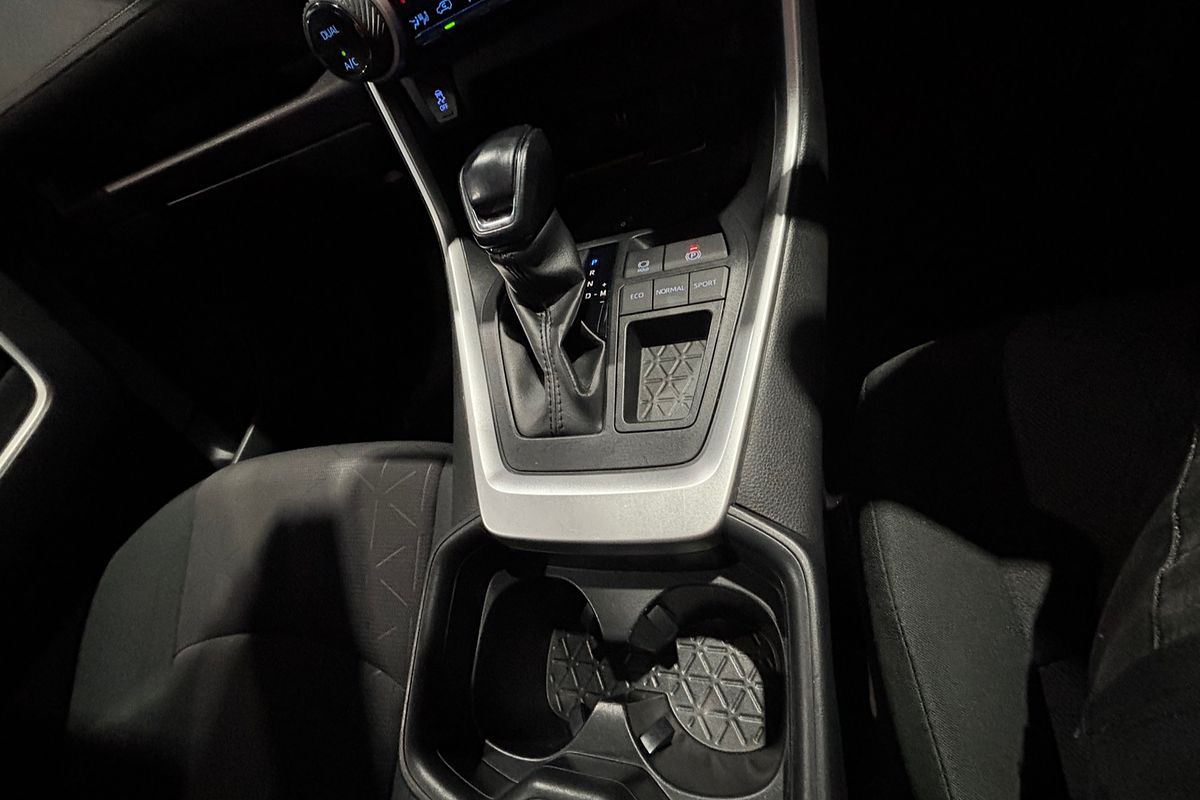 2019 Toyota RAV4 GXL MXAA52R