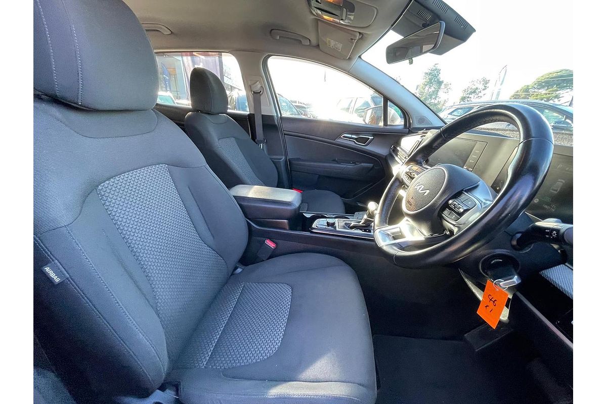 2023 Kia Sportage S NQ5