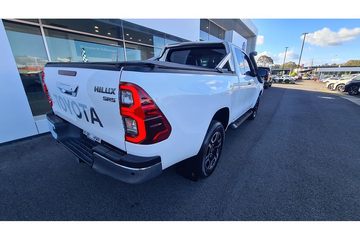 2023 Toyota Hilux SR5 GUN126R 4X4