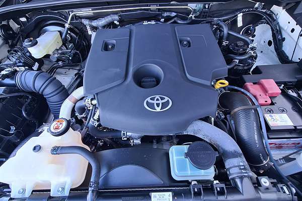 2023 Toyota Hilux SR5 GUN126R 4X4