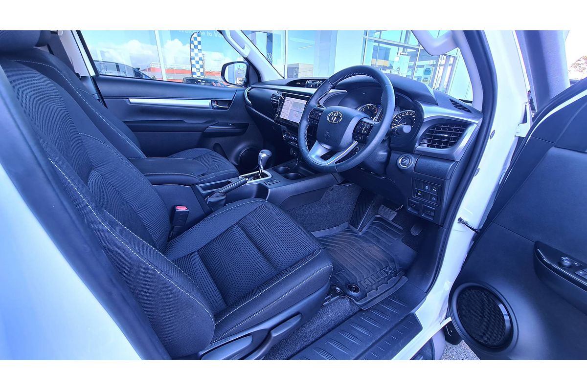 2023 Toyota Hilux SR5 GUN126R 4X4