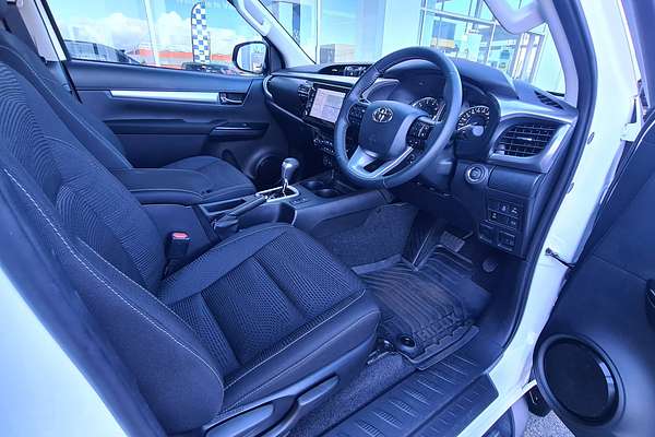 2023 Toyota Hilux SR5 GUN126R 4X4