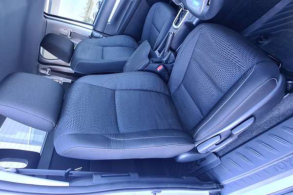 2023 Toyota Hilux SR5 GUN126R 4X4