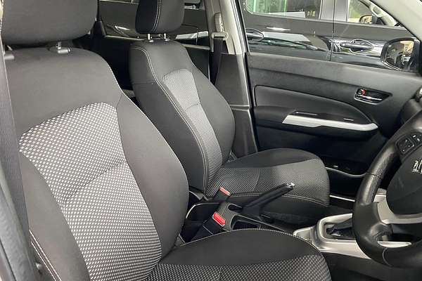 2016 Suzuki Vitara RT-S LY