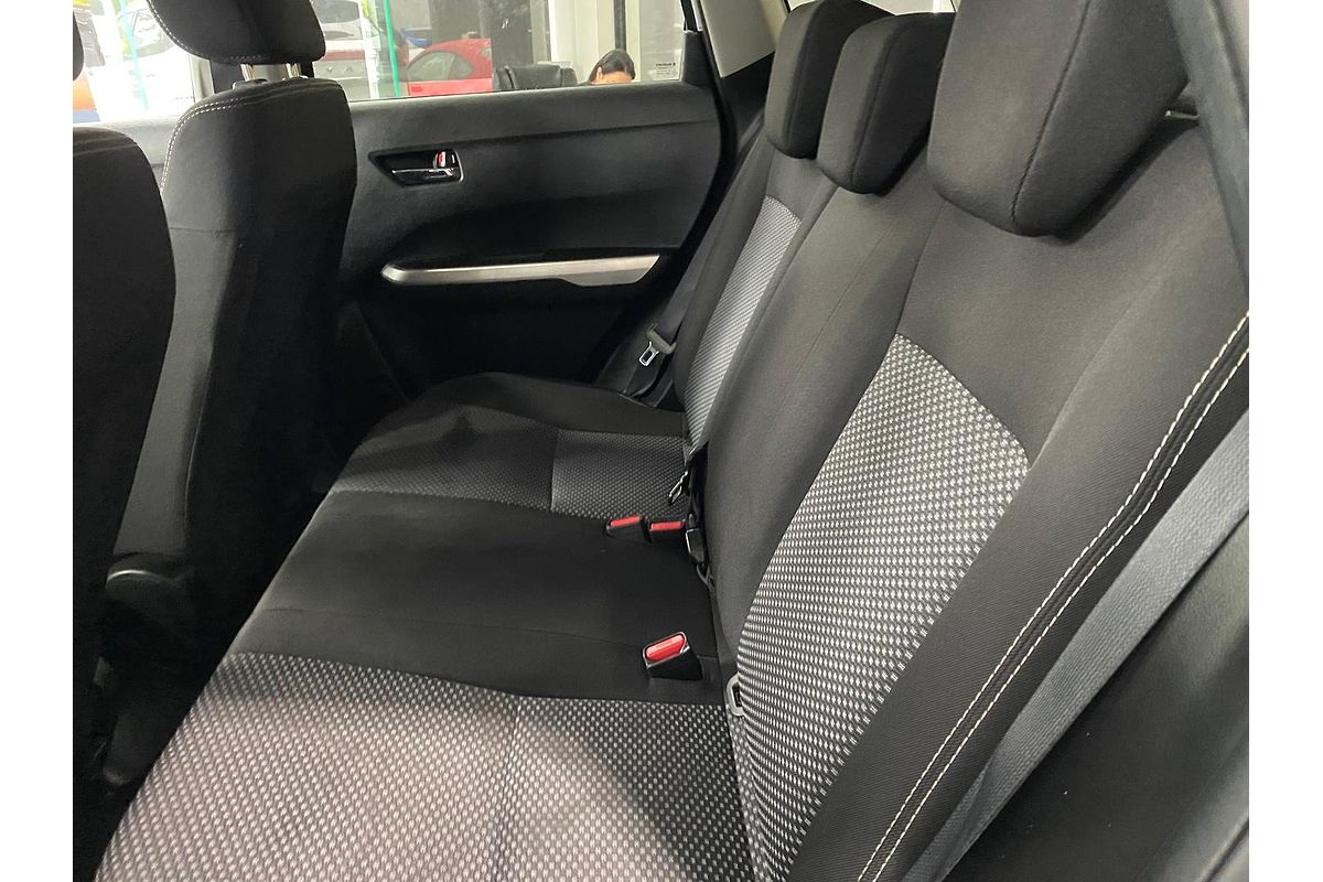 2016 Suzuki Vitara RT-S LY
