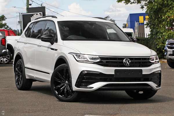 2024 Volkswagen Tiguan Wolfsburg Edition Allspace 5N