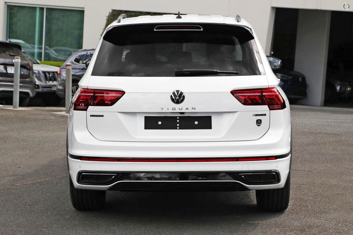 2024 Volkswagen Tiguan Wolfsburg Edition Allspace 5N