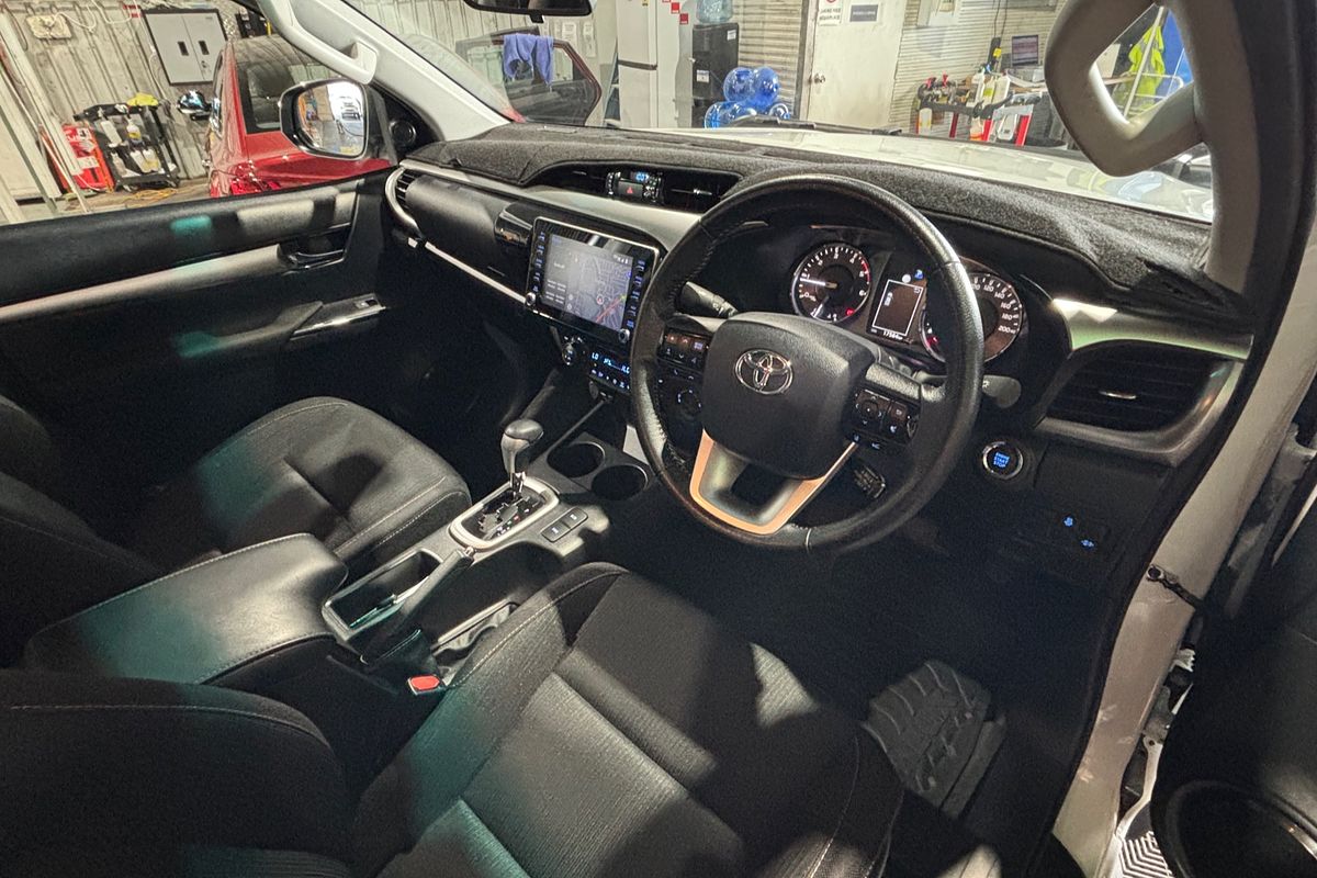 2023 Toyota Hilux SR5 GUN126R 4X4