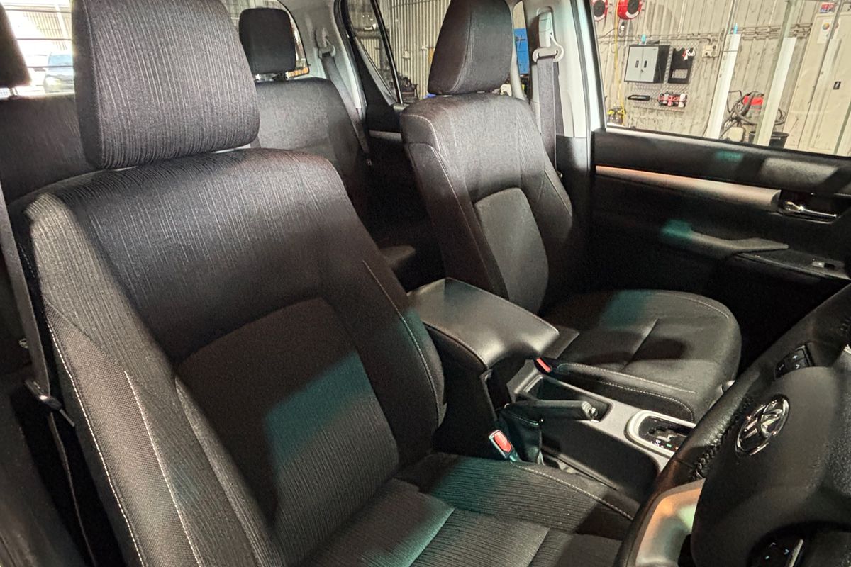 2023 Toyota Hilux SR5 GUN126R 4X4