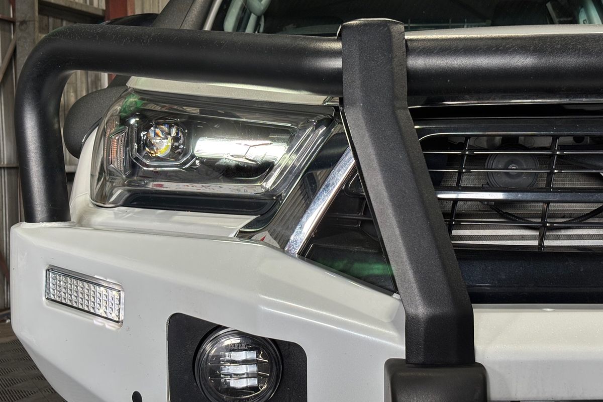 2023 Toyota Hilux SR5 GUN126R 4X4