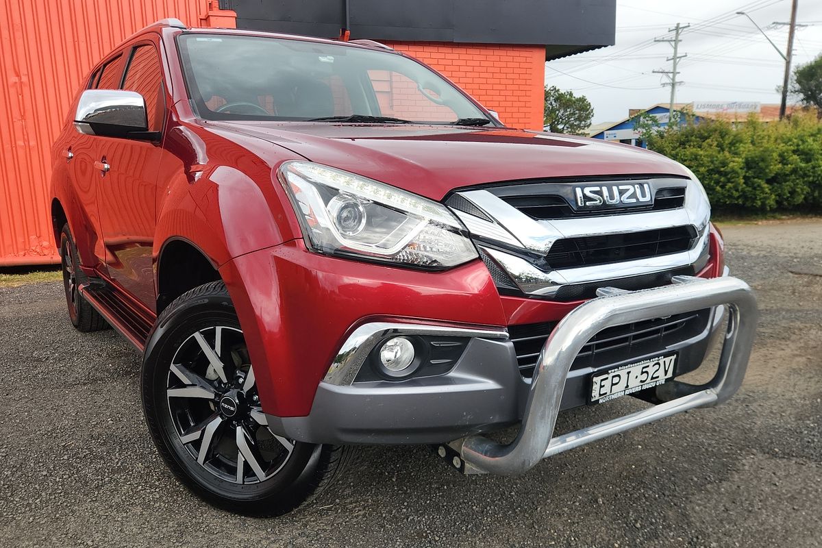 2021 Isuzu MU-X LS-T