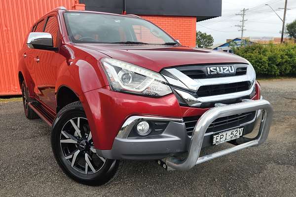2021 Isuzu MU-X LS-T