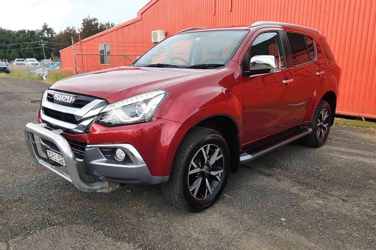 2021 Isuzu MU-X LS-T