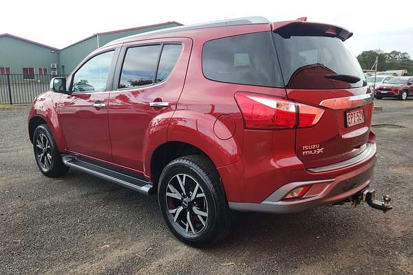 2021 Isuzu MU-X LS-T