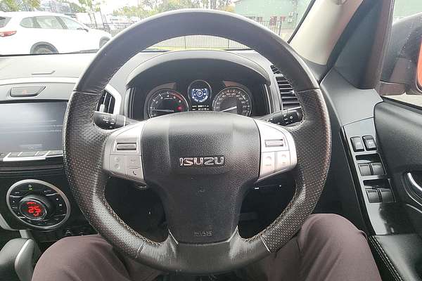 2021 Isuzu MU-X LS-T