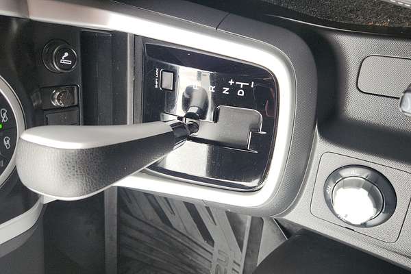 2021 Isuzu MU-X LS-T
