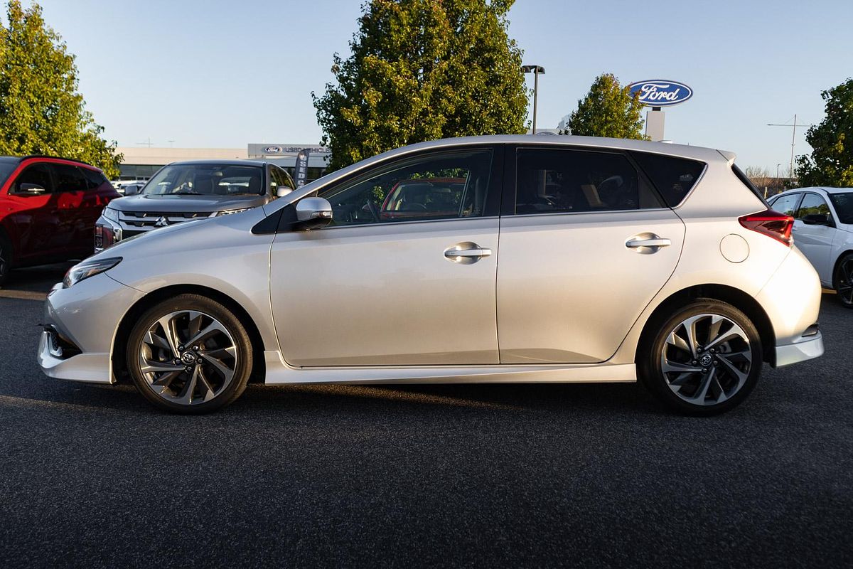 2016 Toyota Corolla ZR ZRE182R