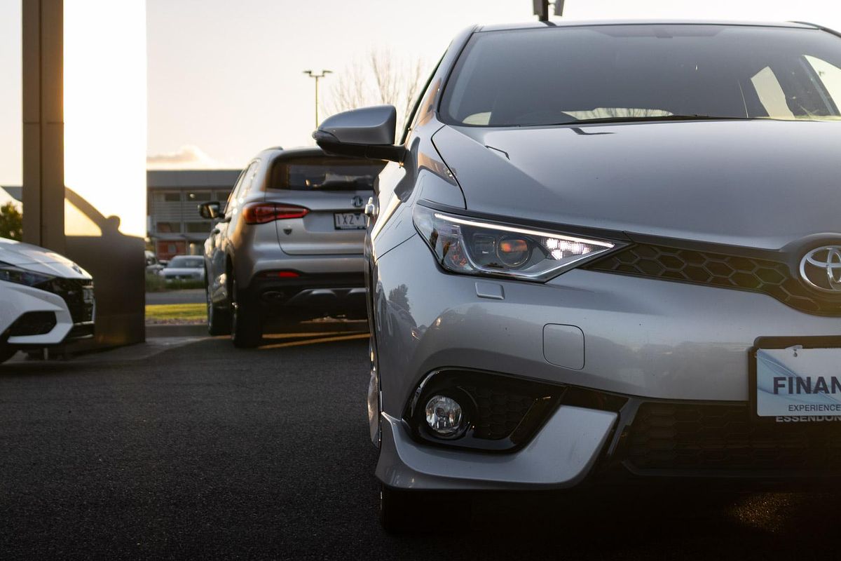 2016 Toyota Corolla ZR ZRE182R