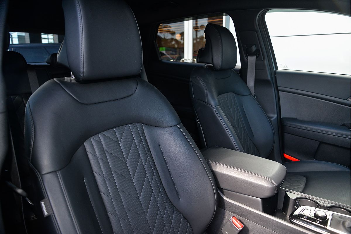 2025 Kia Sportage SX+ NQ5