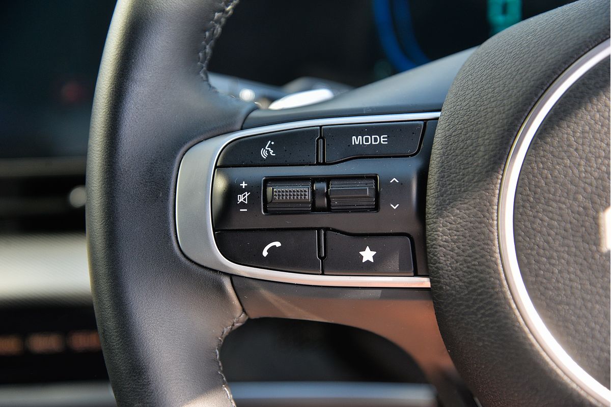 2025 Kia Sportage SX+ NQ5