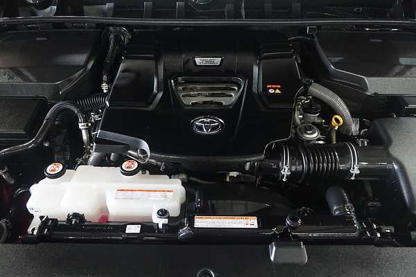2023 Toyota Landcruiser Sahara FJA300R