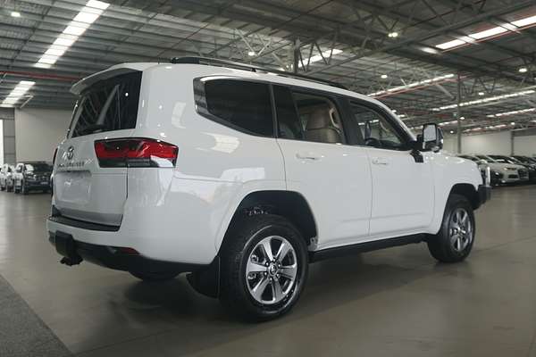 2024 Toyota Landcruiser VX FJA300R
