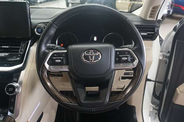2024 Toyota Landcruiser VX FJA300R