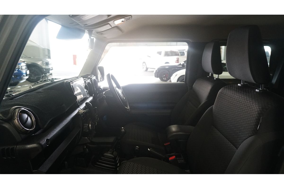 2022 Suzuki Jimny GLX GJ