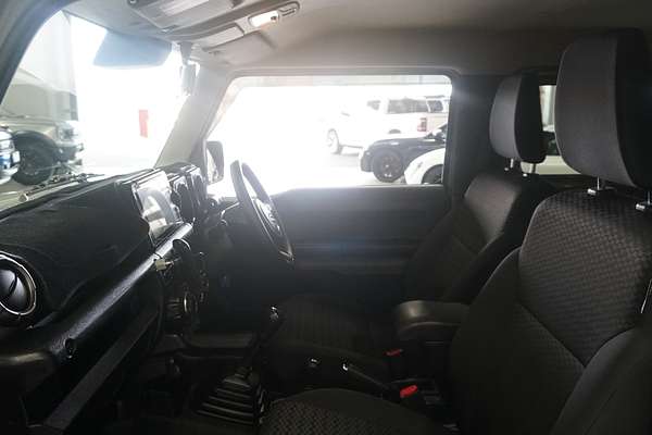 2022 Suzuki Jimny GLX GJ