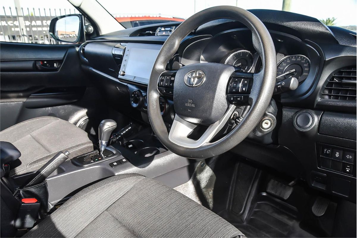 2020 Toyota Hilux SR GUN126R 4X4
