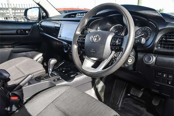 2020 Toyota Hilux SR GUN126R 4X4