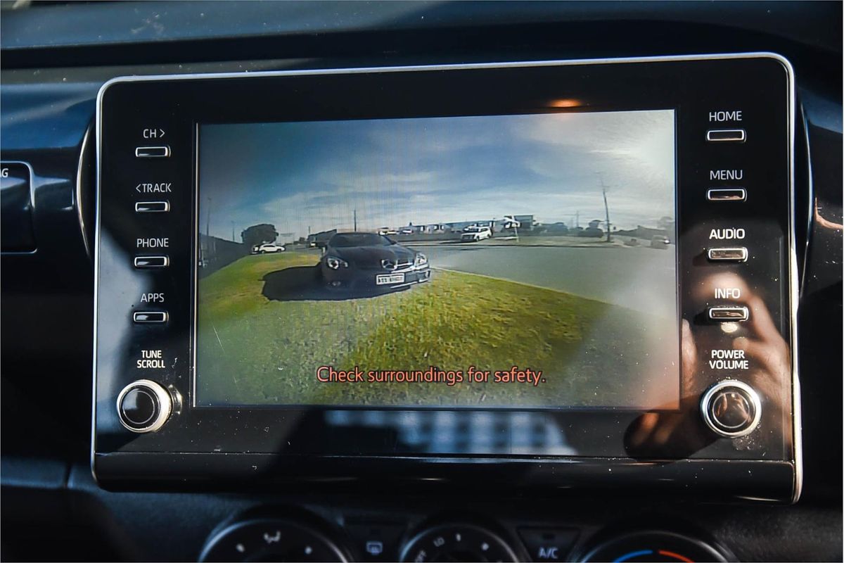 2020 Toyota Hilux SR GUN126R 4X4