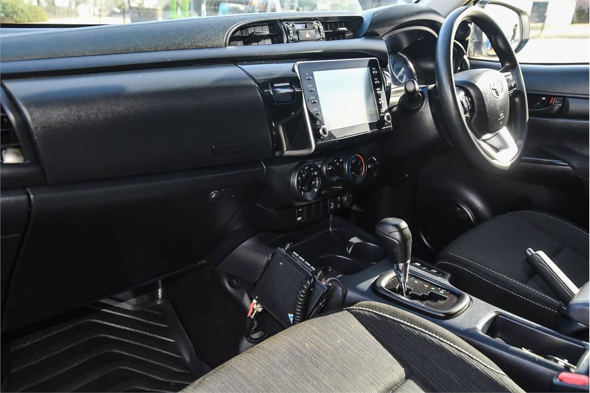 2020 Toyota Hilux SR GUN126R 4X4