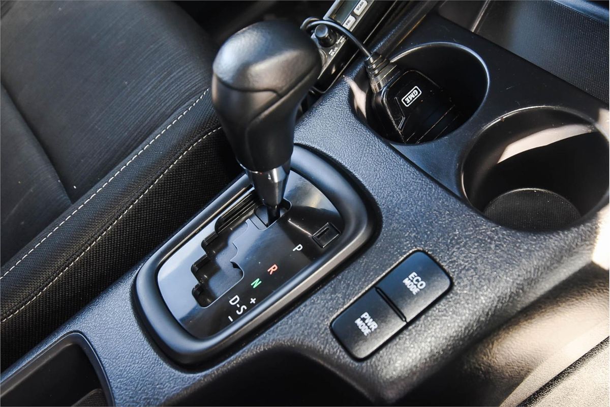 2020 Toyota Hilux SR GUN126R 4X4