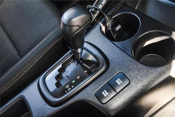 2020 Toyota Hilux SR GUN126R 4X4