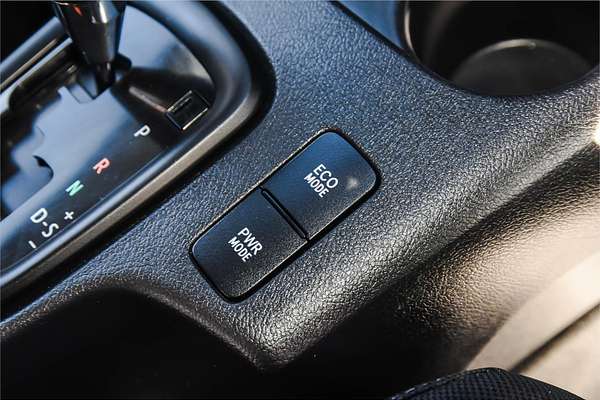 2020 Toyota Hilux SR GUN126R 4X4