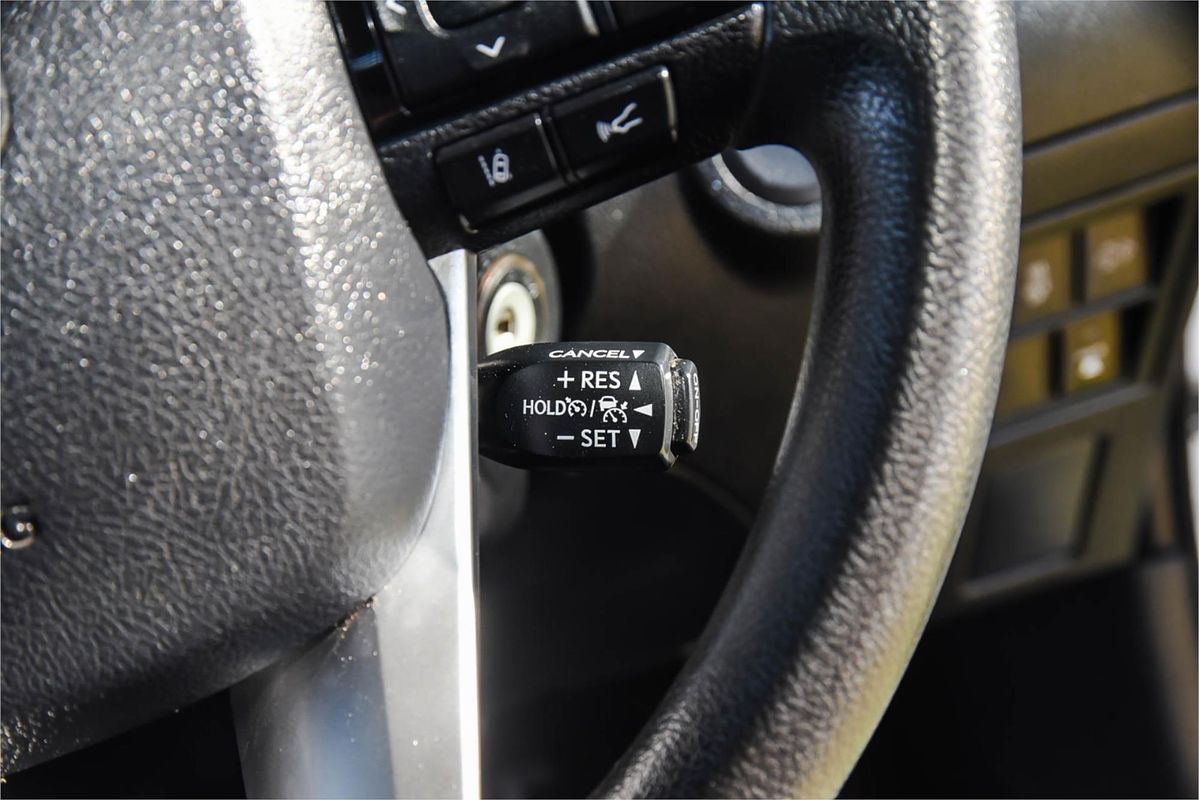 2020 Toyota Hilux SR GUN126R 4X4