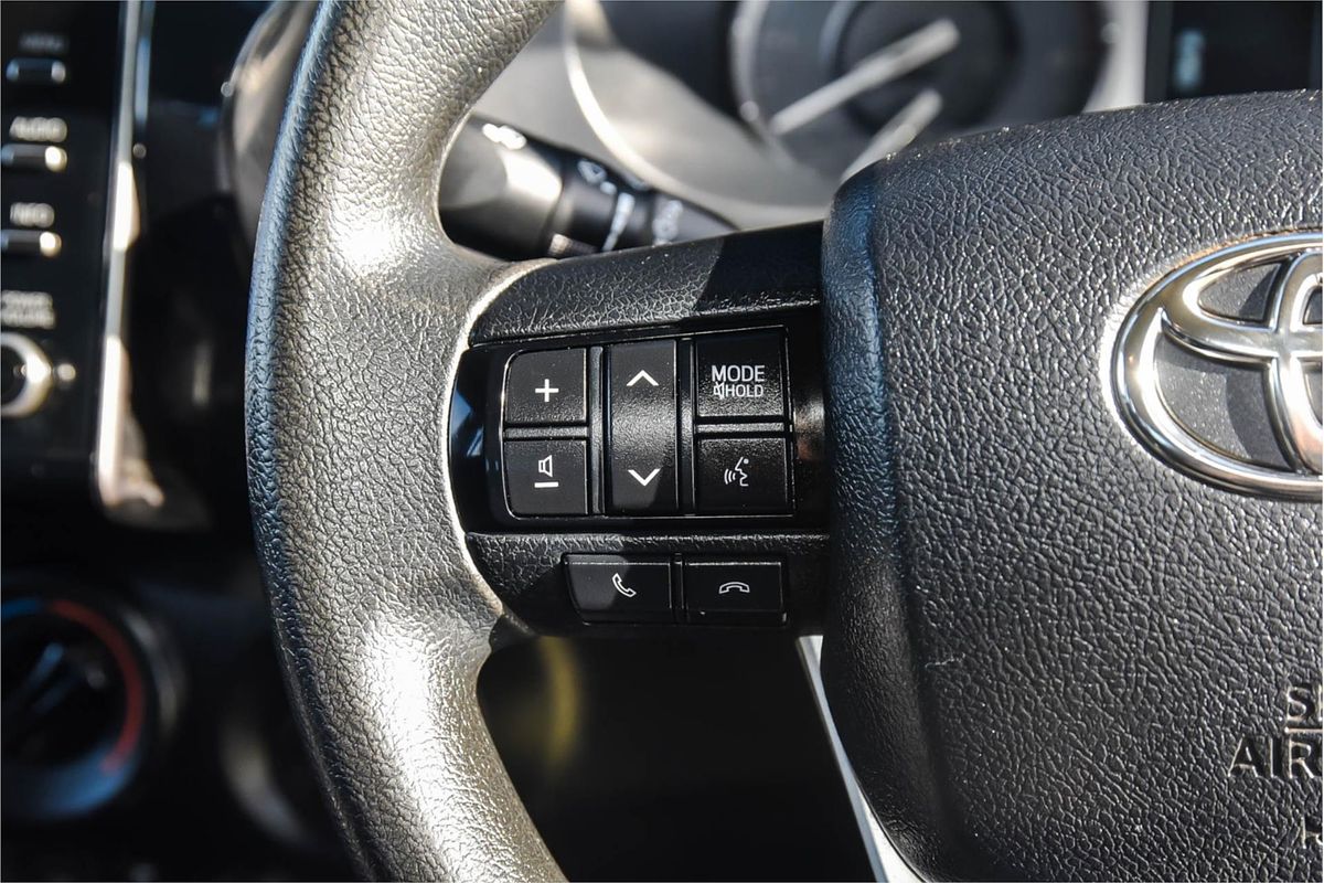 2020 Toyota Hilux SR GUN126R 4X4