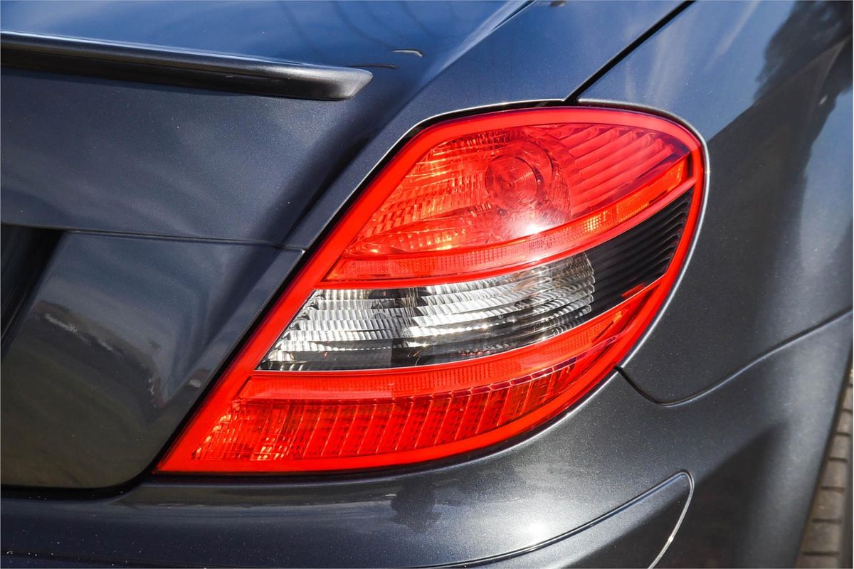 2010 Mercedes-Benz SLK-Class SLK300 R171